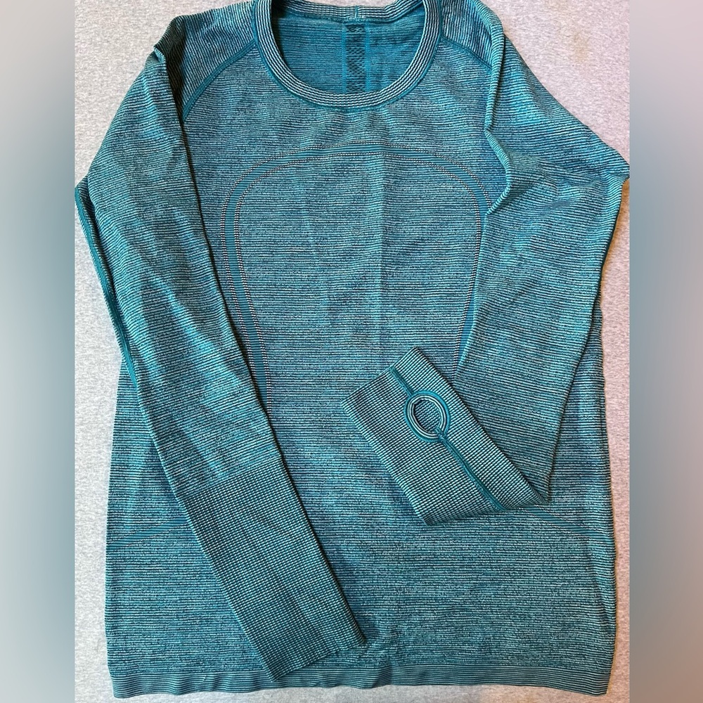 Lululemon swifty tech long sleeve shirt